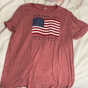Old navy tee